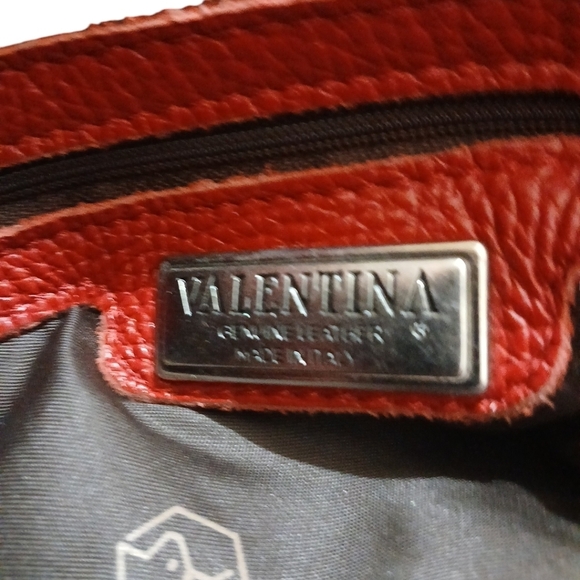 Valentina Italia Red Leather Shoulder Bag - Picture 10 of 12